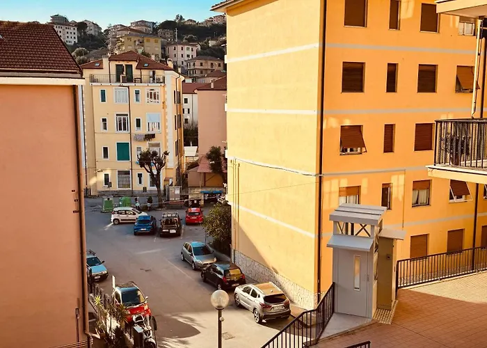Lejlighed Casa Vacanze La Nina Varazze