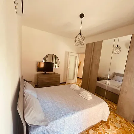 Casa Vacanze La Nina * Varazze